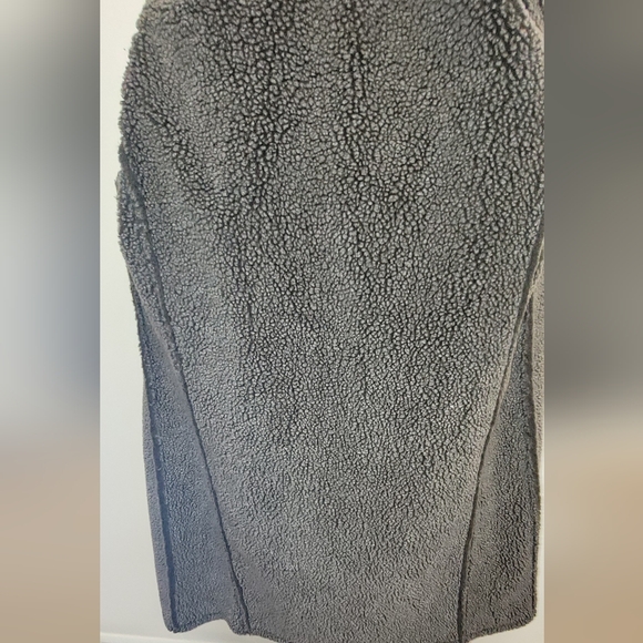 LL BEAN SUEDE LINED COAT - Picture 7 of 8